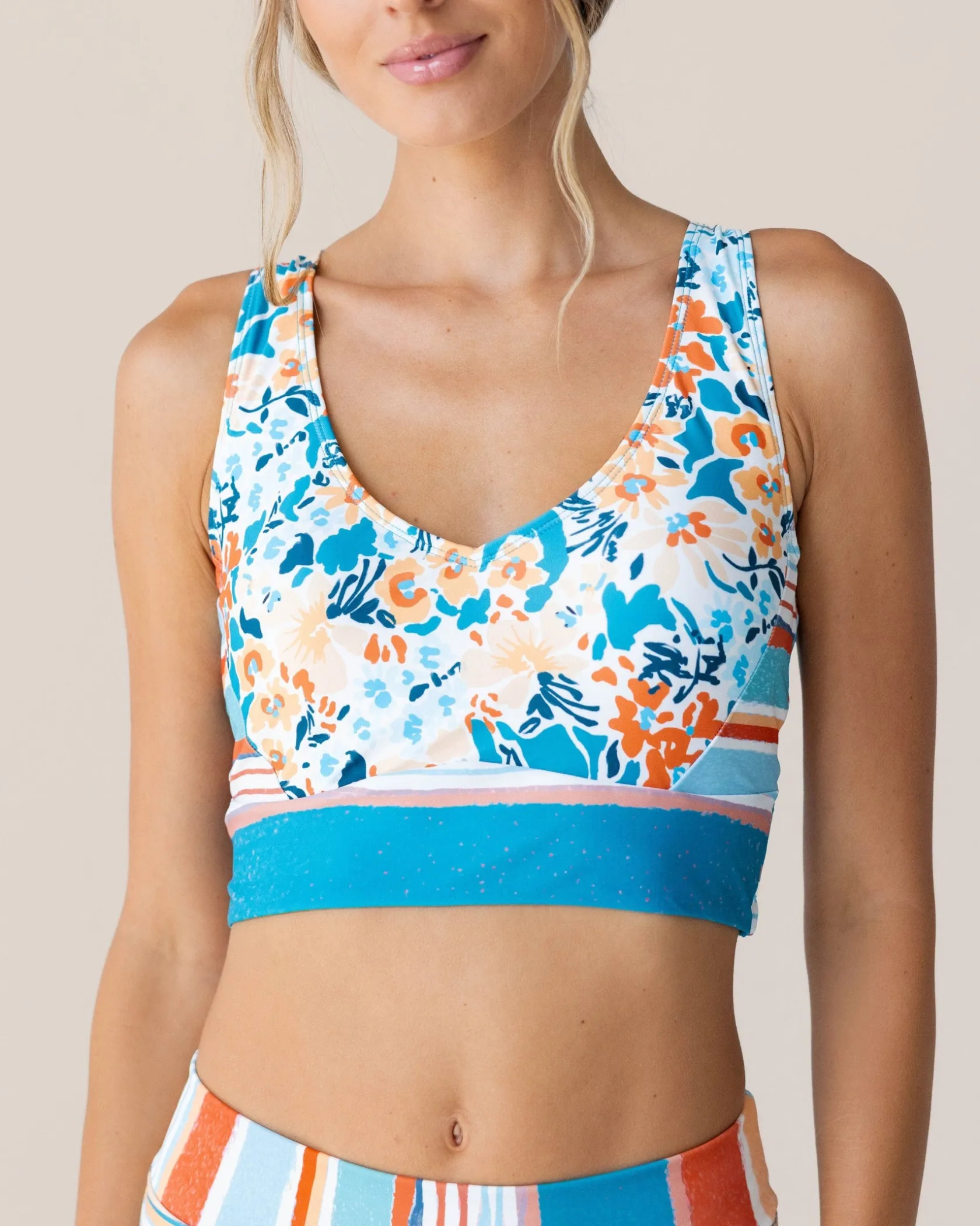 Nani Swimwear Swim Tops|Underwire V-Neck Crop