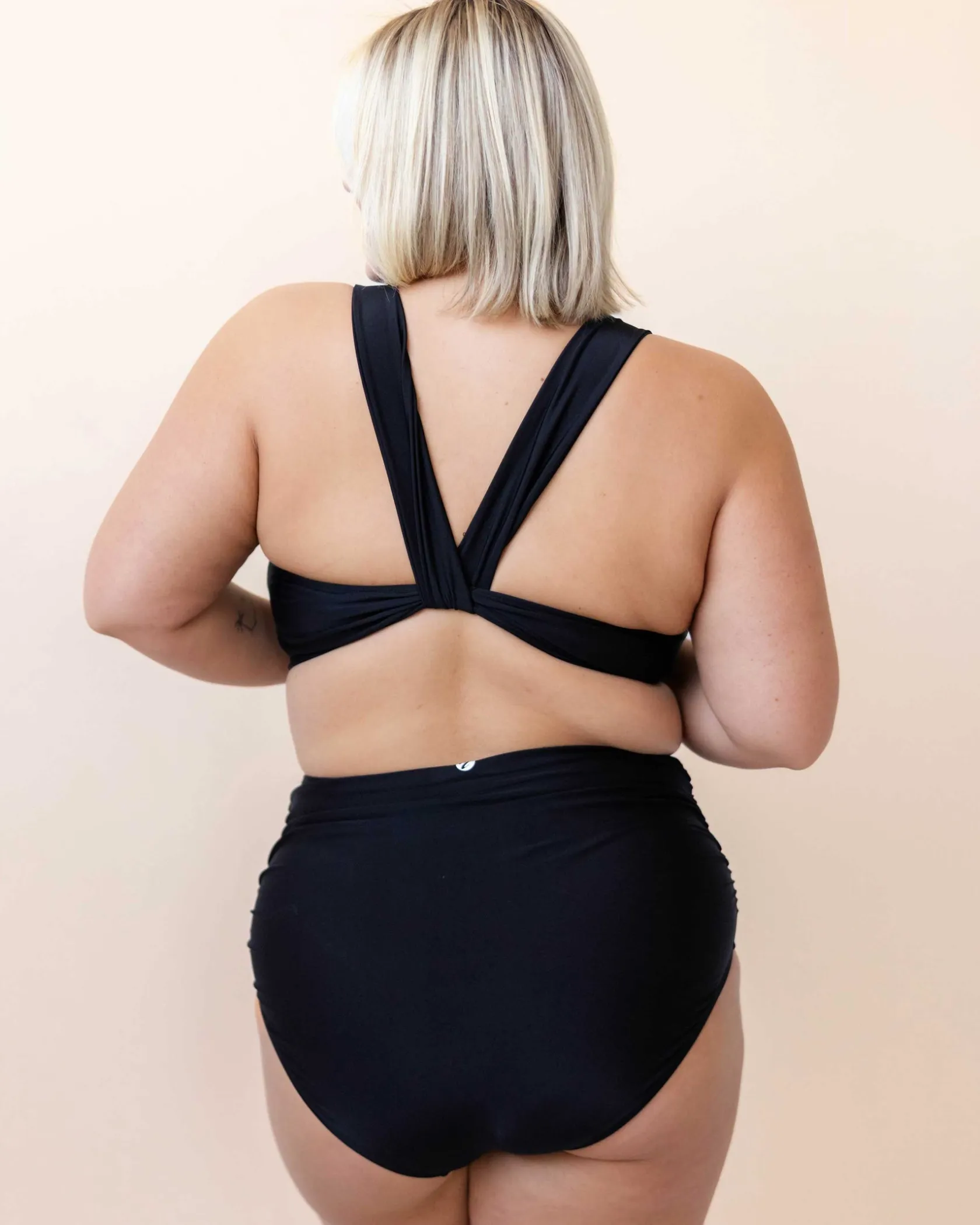 Nani Swimwear Swim Tops|Switch V Crop
