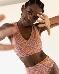 Nani Swimwear Swim Tops|Switch V Crop