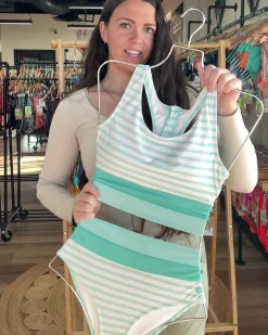 Nani Swimwear Swim Tops|Cut Back Crop